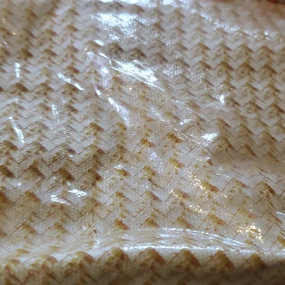 Beltsville Purse with pompoms - Picture 4 of 6